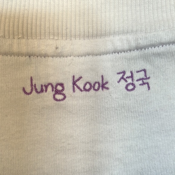 Jung kook/McDonald’s graphic tshirt - Picture 2 of 6